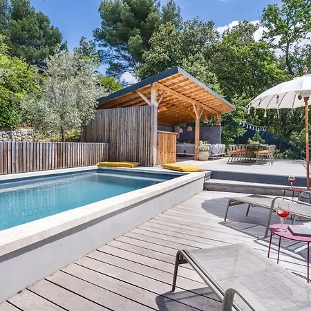 Holiday home Souviens-toit Puget